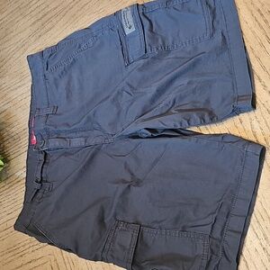 Men's Navy Cargo Shorts Size 34 NWOT